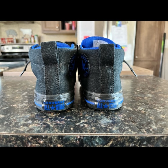 Kids black/blue converse shoes - Picture 4 of 6